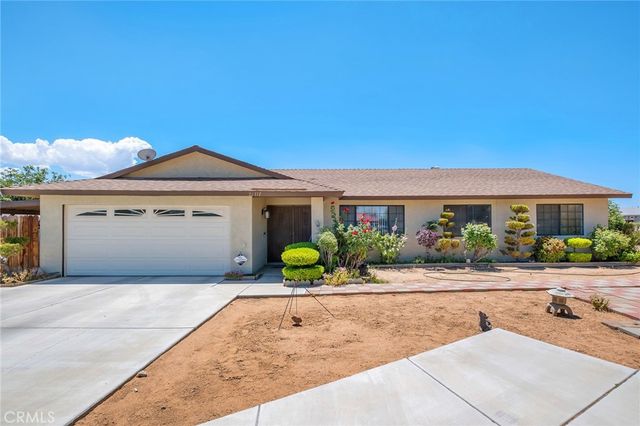22117 Cholena, Apple Valley, CA 92307