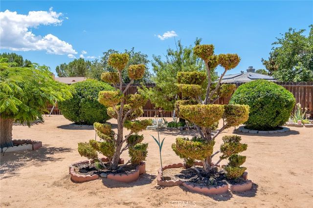 22117 Cholena, Apple Valley, CA 92307