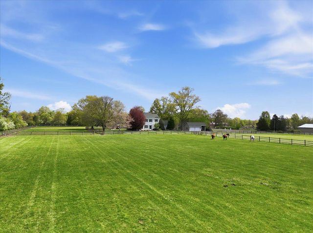 6423 BLUEBERRY LN, Pipersville, PA 18947