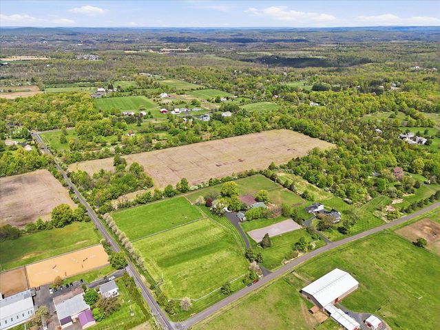 6423 BLUEBERRY LN, Pipersville, PA 18947