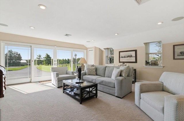 6423 BLUEBERRY LN, Pipersville, PA 18947