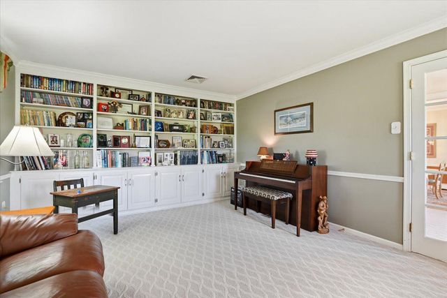 6423 BLUEBERRY LN, Pipersville, PA 18947