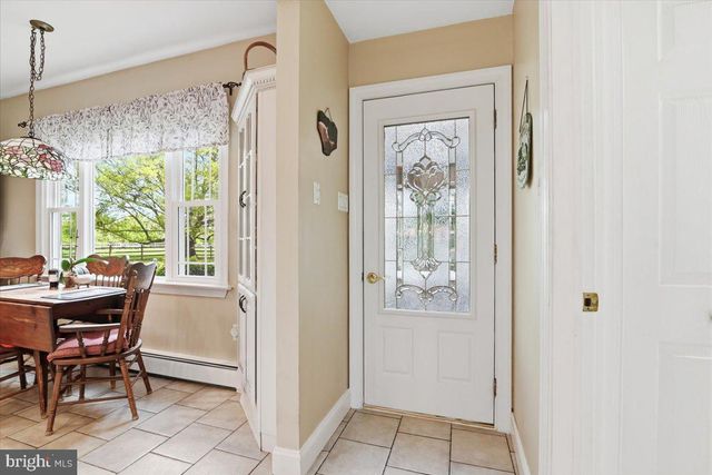 6423 BLUEBERRY LN, Pipersville, PA 18947