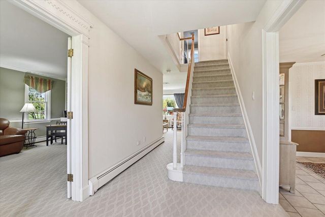 6423 BLUEBERRY LN, Pipersville, PA 18947