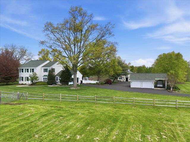 6423 BLUEBERRY LN, Pipersville, PA 18947