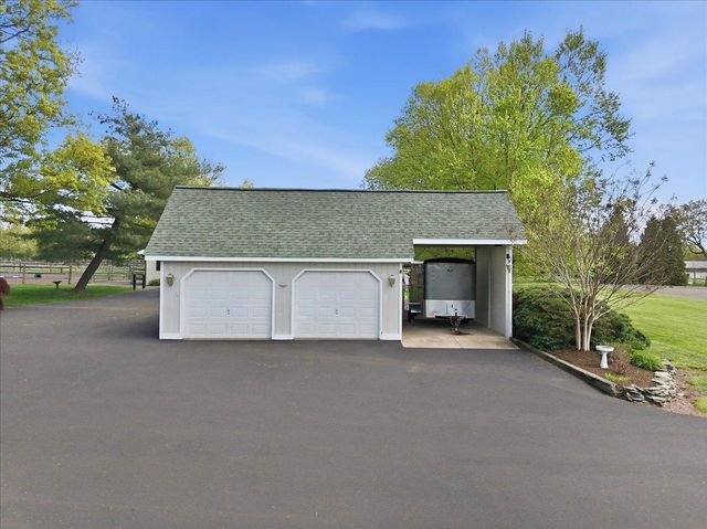6423 BLUEBERRY LN, Pipersville, PA 18947