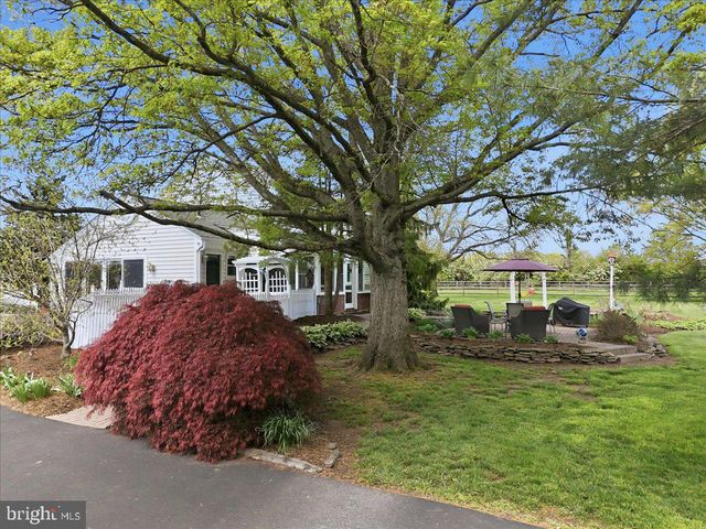 6423 BLUEBERRY LN, Pipersville, PA 18947