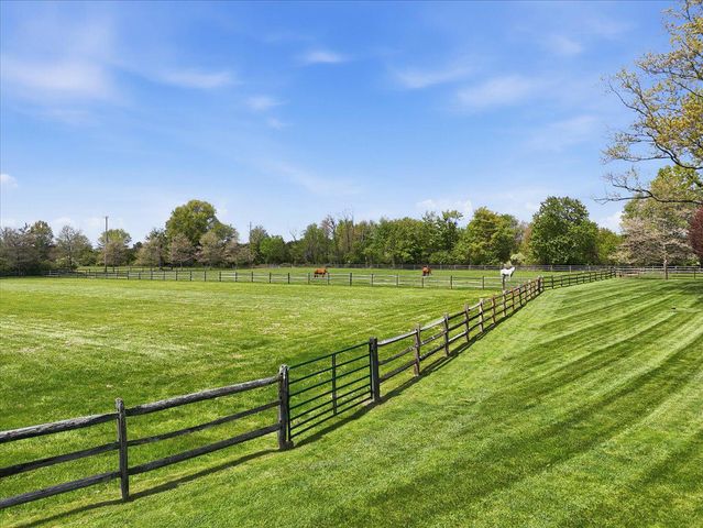 6423 BLUEBERRY LN, Pipersville, PA 18947