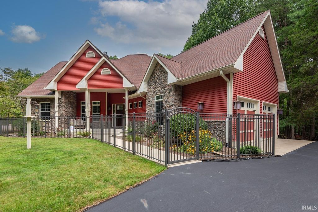 1875 S Cooper Road, Bloomington, IN 47401