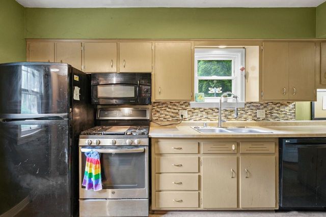 3601 Larson Court, Madison, WI 53714
