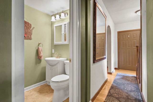 3601 Larson Court, Madison, WI 53714