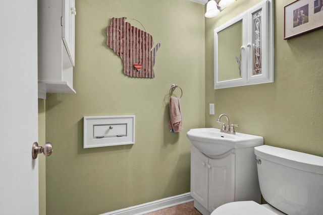 3601 Larson Court, Madison, WI 53714