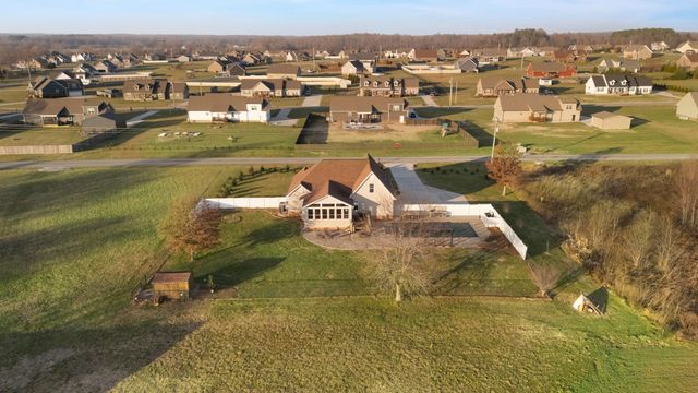 485 Rigney Rd, Manchester, TN 37355