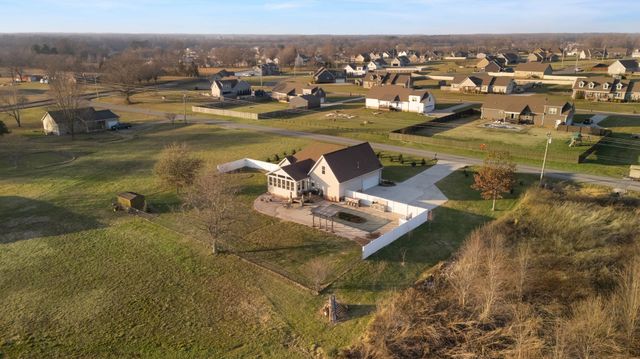 485 Rigney Rd, Manchester, TN 37355