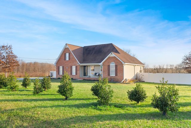 485 Rigney Rd, Manchester, TN 37355