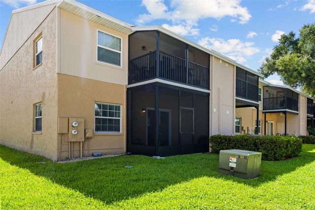 3810 OAK DRIVE N11, Tampa, FL 33611