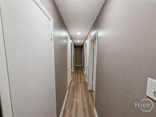 9406 Dunwoody Drive, Savannah, GA 31406