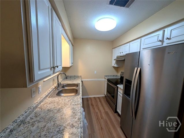 9406 Dunwoody Drive, Savannah, GA 31406