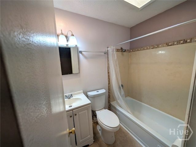9406 Dunwoody Drive, Savannah, GA 31406