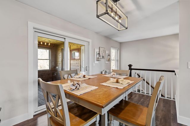 2892 E 800 N, Lake Village, IN 46349