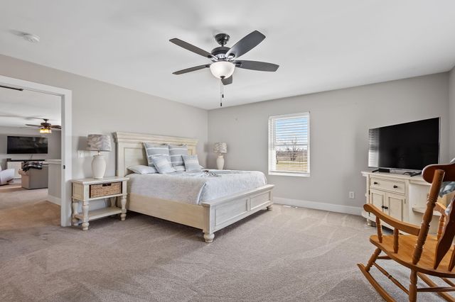 2892 E 800 N, Lake Village, IN 46349