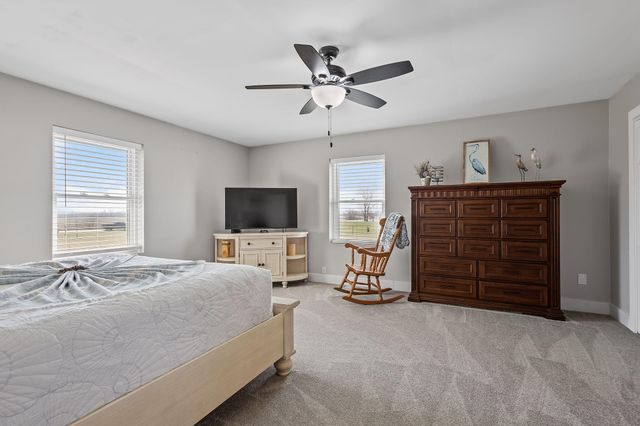 2892 E 800 N, Lake Village, IN 46349