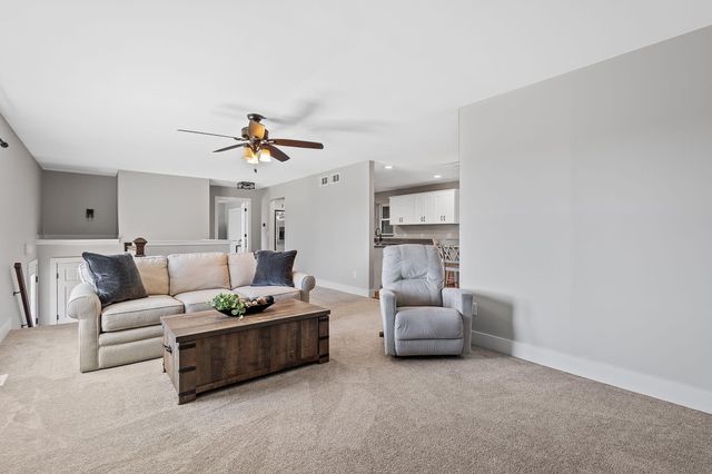 2892 E 800 N, Lake Village, IN 46349