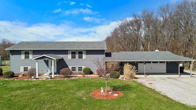 2892 E 800 N, Lake Village, IN 46349