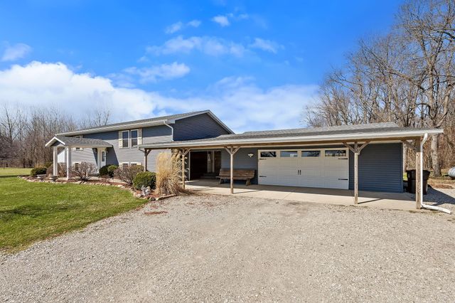 2892 E 800 N, Lake Village, IN 46349