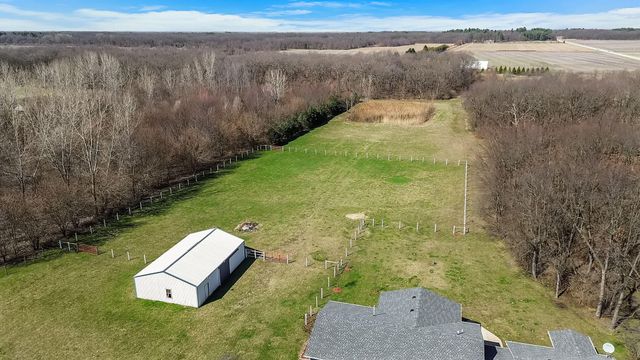 2892 E 800 N, Lake Village, IN 46349