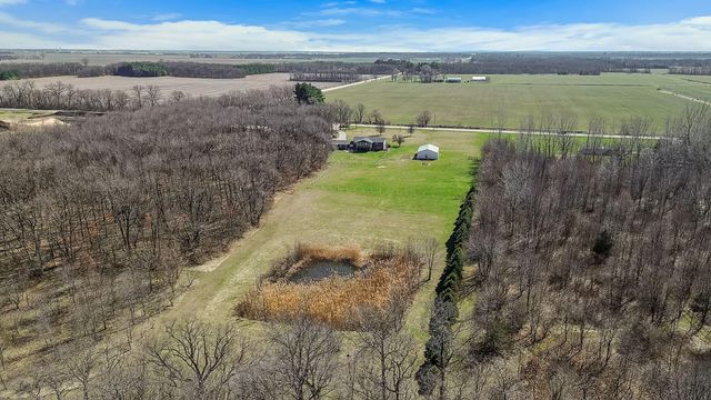 2892 E 800 N, Lake Village, IN 46349