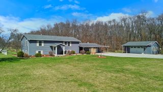 2892 E 800 N, Lake Village, IN 46349