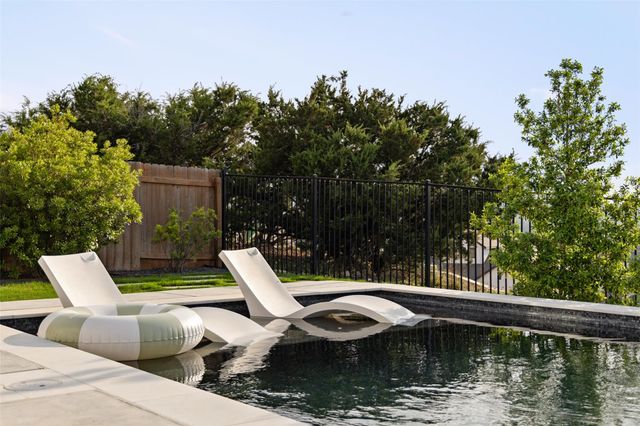 6517 Empresa DR, Austin, TX 78738