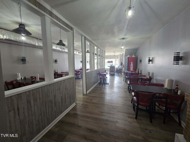 239 Main Street, Bluff City, TN 37618