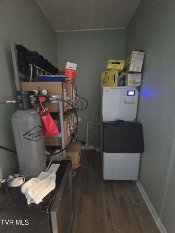 239 Main Street, Bluff City, TN 37618