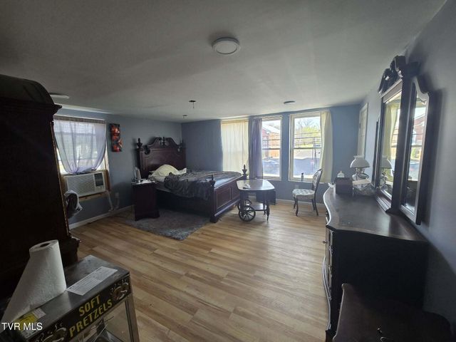 239 Main Street, Bluff City, TN 37618