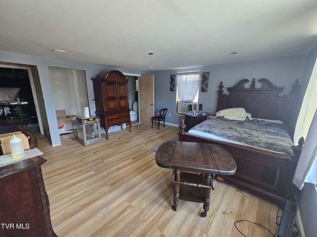 239 Main Street, Bluff City, TN 37618