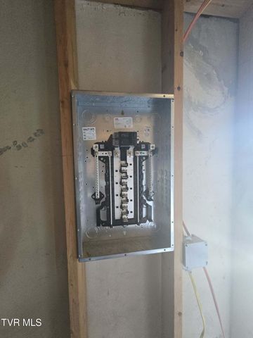 239 Main Street, Bluff City, TN 37618