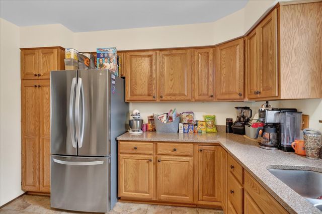 1408 Regina Avenue, Portage, MI 49024
