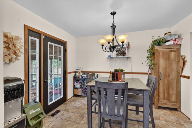 1408 Regina Avenue, Portage, MI 49024