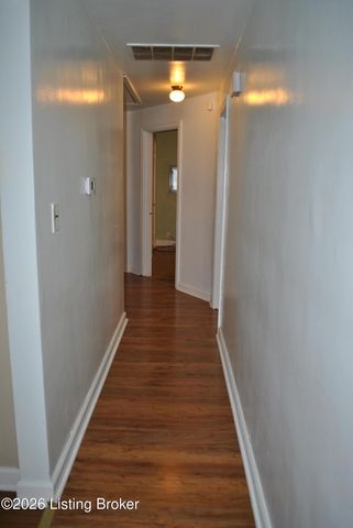 2227 Mary Catherine Dr, Louisville, KY 40216