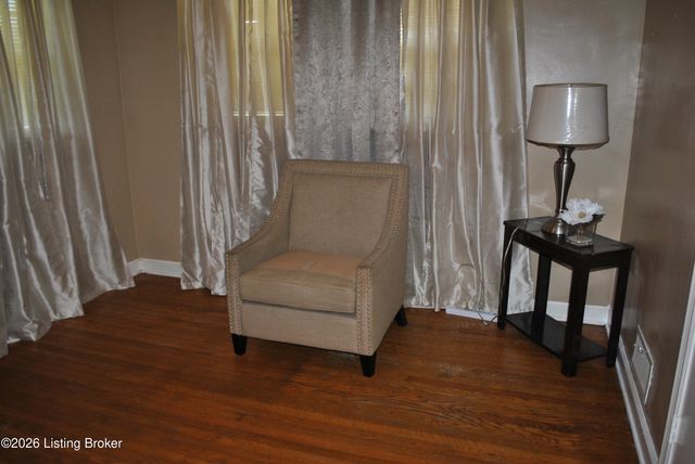 2227 Mary Catherine Dr, Louisville, KY 40216