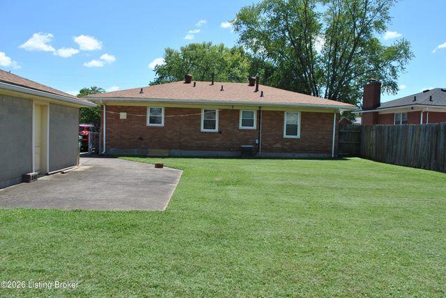 2227 Mary Catherine Dr, Louisville, KY 40216