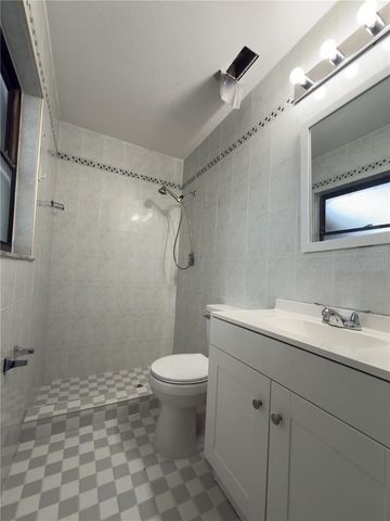 11001 LONGHILL DRIVE N, Pinellas Park, FL 33782