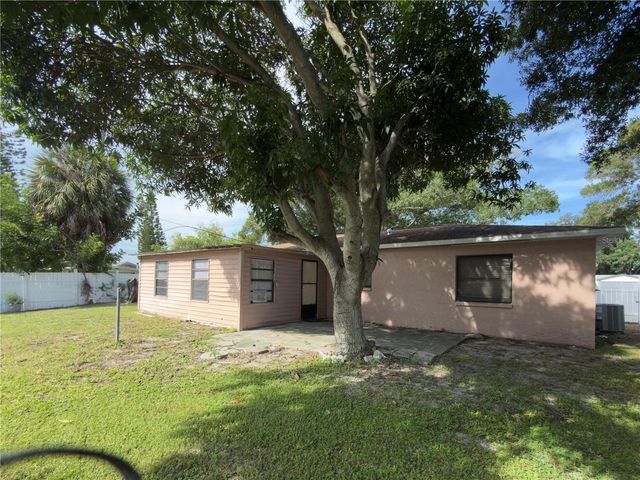 11001 LONGHILL DRIVE N, Pinellas Park, FL 33782
