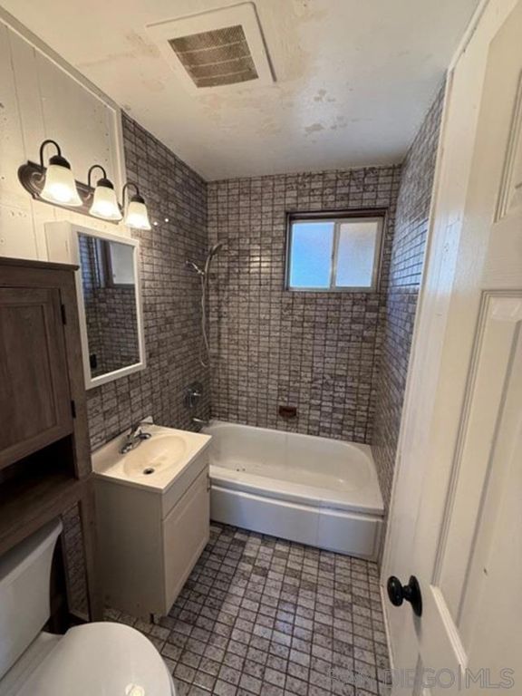 4788 Aberdeen Street, San Diego, CA 92117 — photo 4