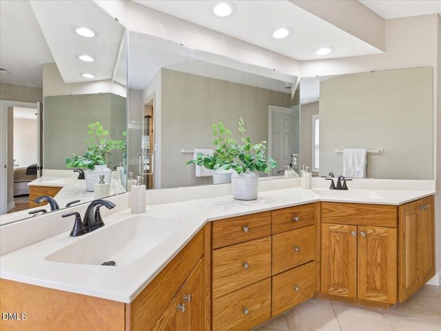 107 Glenrose Lane, Cary, NC 27518