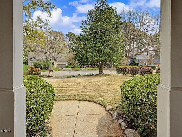 107 Glenrose Lane, Cary, NC 27518