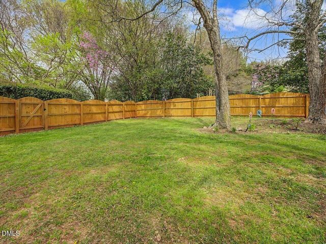 107 Glenrose Lane, Cary, NC 27518