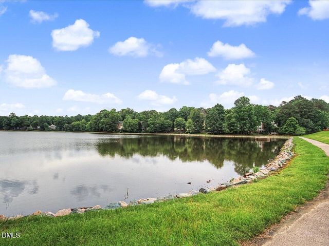 107 Glenrose Lane, Cary, NC 27518